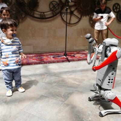 Illusztráció: Tahir Xəlfə