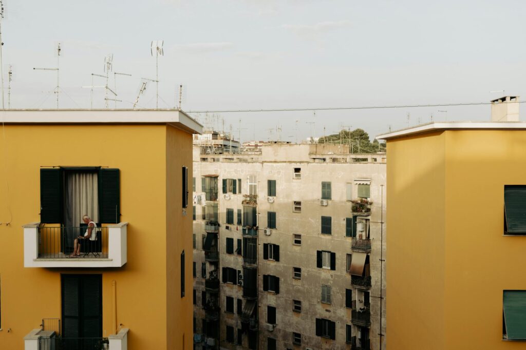 Így figyelhetjük meg a városi madarakat akár a saját ablakunkból is