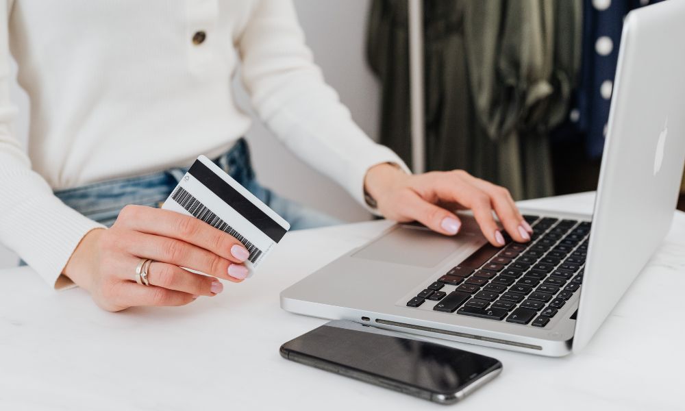 Fizetési kapu választás biztonságos és kényelmes webáruházhoz